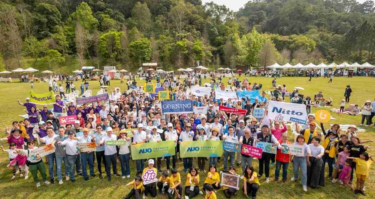 z6mg·人生就是博致力永续平衡发展，，，第14年入选DJSI世界指数成分股（DJSI World），，在全球顶尖电子设备仪器组件产业展现卓越的永续竞争力，，，获国际指数肯定